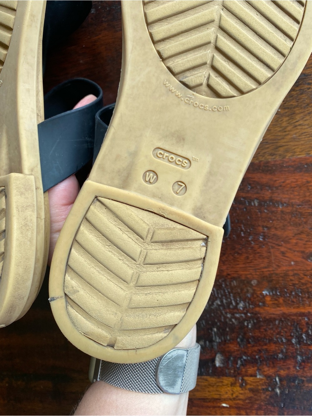 Crocs Women's Tulum Toe Post Sandals black size 7 comfort strappy slip on - Picture 5 of 6